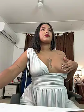 Snapshot of Just_lilah chatting on 05/21/26, 10:17 Just lilah online show from 05/21/26, 10:17
