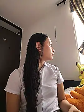 L0lita Emi12 online show from 07/05/26, 06:37