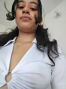 L0lita Emi12 online show from 07/10/26, 08:44