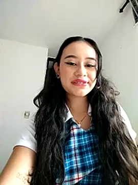 L0lita Emi12 online show from 07/17/26, 04:12