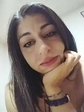 Snapshot of arianna_rouse_ chatting on 06/25/26, 02:11 arianna rouse online show from 06/25/26, 02:11