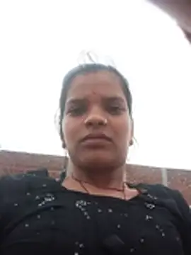 Student garl 1 online show from 08/04/26, 11:24