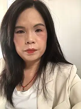 Snapshot of nidejiejie chatting on 05/18/26, 01:45 nidejiejie online show from 05/18/26, 01:45