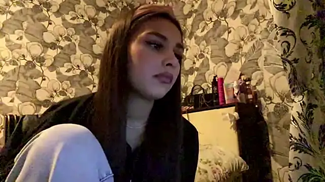 Ariel Jas online show from 05/07/26, 11:48