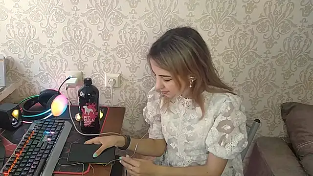 Snapshot of By_Mira chatting on 05/06/26, 04:12 By Mira online show from 05/06/26, 04:12