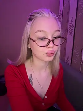 Velvet Doll  online show from 06/01/26, 04:47