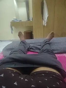santhoshkannadaboy online show from 06/18/26, 03:05