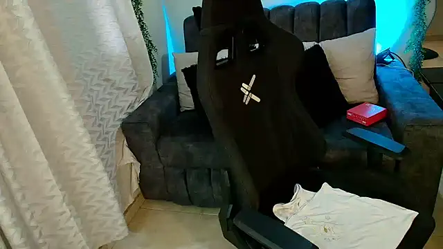LUCYMILF SEXY online show from 06/23/26, 05:55