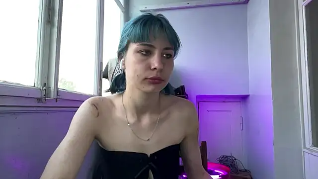 SuccubKira online show from 06/11/26, 02:11