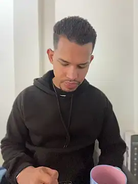 angel silva  online show from 06/28/26, 05:57