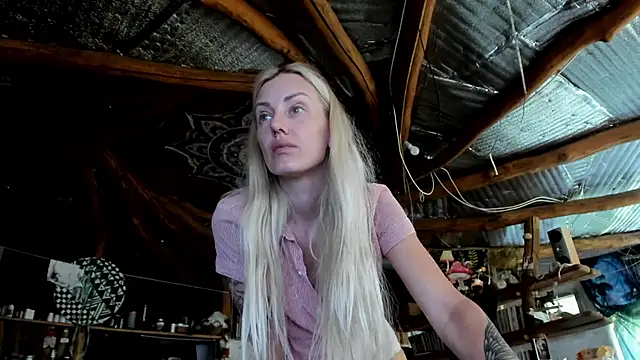 Snapshot of wildforestmuse_ chatting on 07/07/26, 05:54 wildforestmuse online show from 07/07/26, 05:54