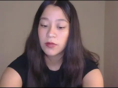 Snapshot of Meryxxxo chatting on 05/08/26, 04:12 Meryxxxo online show from 05/08/26, 04:12