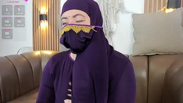 yasmin dina online show from 05/26/26, 03:08