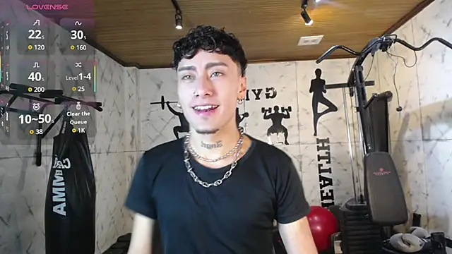 Spencerwhite  online show from 06/04/26, 07:31