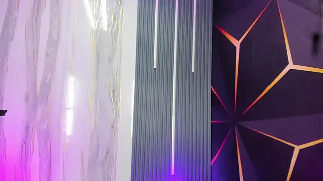 Miss Isa  online show from 06/01/26, 08:32