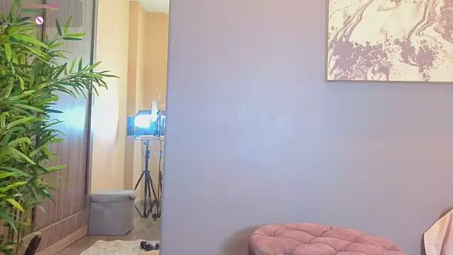 Karlie moore  online show from 05/22/26, 01:17