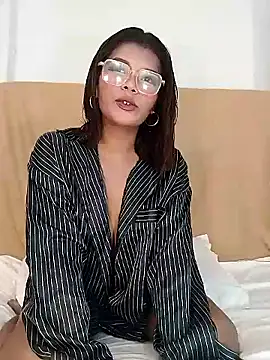 charlene pretty online show from 06/14/26, 05:09