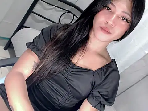 Ladymikaela online show from 05/20/26, 04:18