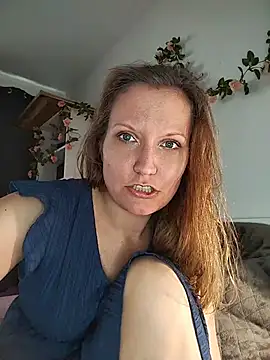 Snapshot of Candy_Cougar chatting on 06/22/26, 07:05 Candy Cougar online show from 06/22/26, 07:05