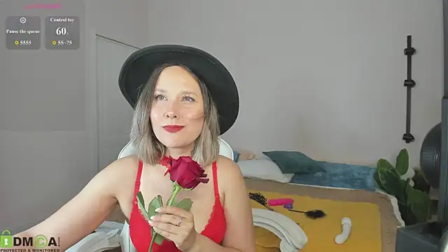 Nikki Mi1k online show from 06/17/26, 02:07