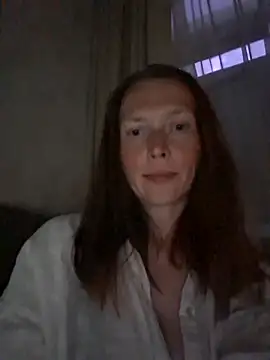 MillaSmileX online show from 05/25/26, 06:03