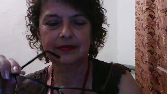 Snapshot of ElizabethGorden chatting on 05/21/26, 05:42 ElizabethGorden online show from 05/21/26, 05:42