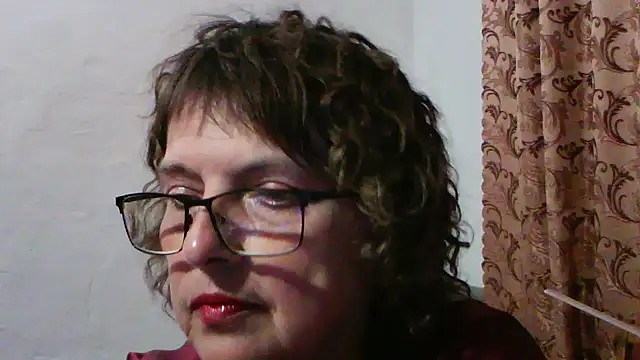 Snapshot of ElizabethGorden chatting on 06/11/26, 06:28 ElizabethGorden online show from 06/11/26, 06:28