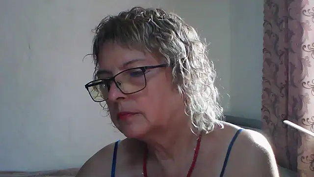 Snapshot of ElizabethGorden chatting on 06/30/26, 05:41 ElizabethGorden online show from 06/30/26, 05:41