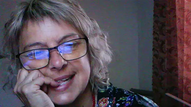 Snapshot of ElizabethGorden chatting on 07/23/26, 03:26 ElizabethGorden online show from 07/23/26, 03:26