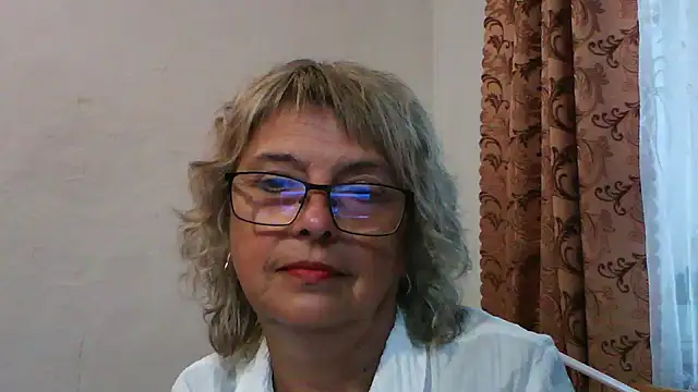 Snapshot of ElizabethGorden chatting on 07/30/26, 04:50 ElizabethGorden online show from 07/30/26, 04:50