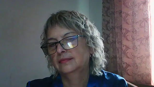 Snapshot of ElizabethGorden chatting on 07/31/26, 05:29 ElizabethGorden online show from 07/31/26, 05:29