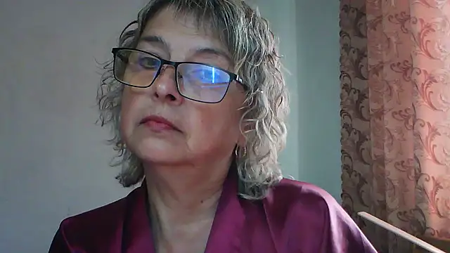 Snapshot of ElizabethGorden chatting on 08/02/26, 05:50 ElizabethGorden online show from 08/02/26, 05:50