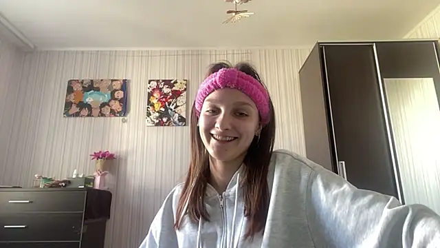 LavetaGossage online show from 05/04/26, 02:02