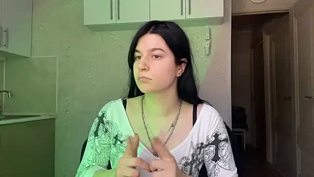 Snapshot of GrayceDeclet chatting on 08/05/26, 01:03 GrayceDeclet online show from 08/05/26, 01:03