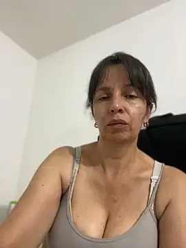 Soy Camila8 online show from 06/25/26, 03:28