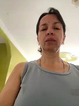 Soy Camila8 online show from 08/05/26, 12:30