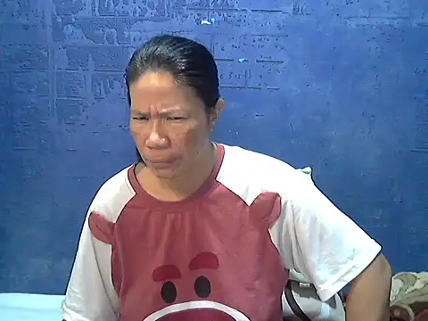 hotchilimom online show from 10/12/25, 08:52