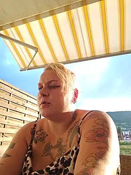 Lady Peggi online show from 08/05/26, 05:49