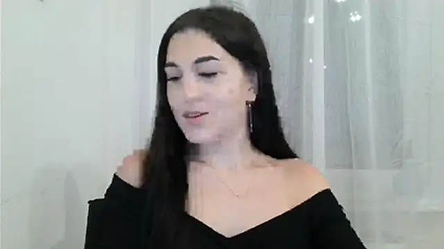 Snapshot of Katiee_Foxi chatting on 08/03/26, 08:23 Katiee Foxi online show from 08/03/26, 08:23