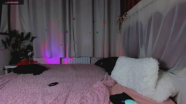 MaddyFever online show from 06/19/26, 05:01