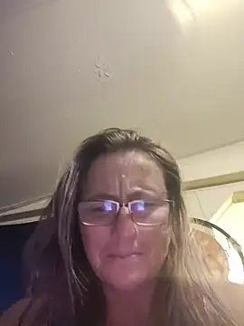 Snapshot of Queenle91 chatting on 05/15/26, 11:23 Queenle91 online show from 05/15/26, 11:23