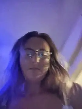 Queenle91 online show from 06/14/26, 02:24