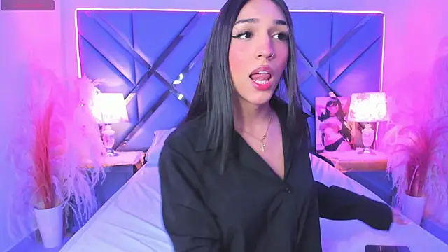 MadisonHerrera online show from 05/18/26, 06:03