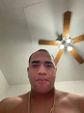 Snapshot of Carr97 chatting on 07/05/26, 11:34 Carr97 online show from 07/05/26, 11:34