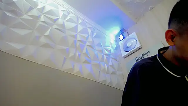 sombra 18 online show from 08/05/26, 11:39