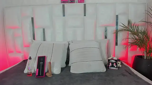 Violet vyx online show from 07/18/26, 04:49