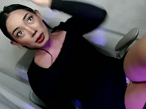 vanessa gandler69 online show from 06/18/26, 03:05