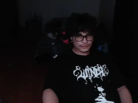 Snapshot of lilgothboy chatting on 07/22/26, 06:49 lilgothboy online show from 07/22/26, 06:49