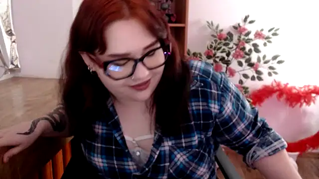 KarolinasHot online show from 06/11/26, 01:27