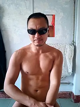 muscleboy63 online show from 05/12/26, 11:35
